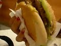 Larissa e o MEGA Big Tasty