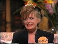 On 9 May 1992, the second show of Dame Edna's Hollywood was broadcasted in the US. In this clip Rue McClanahan is her guest, together with Robin Williams as the pizzaman. It was broadcasted again by Dutch VARA television on 30 May 1992 (English spoken, Dutch subtitles).