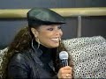 (daily celeb news on http://www.starinfo.tv )
 janet jackson makes a surprise visit to tokyo dance school.

the american pop diva dropped by unannounced to a dance studio in tokyo, delighting local hip-hop dancers.

hayley platt reports.