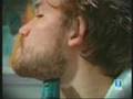 ♥-Fede se quita la barba...por Flor!- ♥     CUTE!