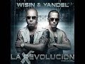 Aqui esta la Versión Completa de ''Te Siento'' de lo nuevo de Wisin & Yandel ''La Evolucion'' W, Y. Definitivamente Eres La Mujer De Mis Sueños No Puedo Ya Disimular (No, No) Te Toco Y Empiezo A Temblar Y Empiezas Tu A Desnudarte (Estamos Envueltos) Me Miras Y Me Pides Mas Sudados Los Dos Perdí El Control (Tu Sabes Ya) Me Entrego Y Solo Se Que Te Siento Yo Solo Se Que Te Siento Mi Mente Analiza Y Me Dice Que Una Locura Sentir Tu Cuerpo Besar Tu Boca Sentir Tu Piel Y Cuando Me Tocas Amándonos Haciéndonos Uno Los Dos Sigo Sintiendo Ese Cosquilleo Y Cuando Te Miro A La Cara Veo Que Esta Gustándole Esta Disfrutándolo Y Me Pide Mas No Hay Medicina Que Pueda A Mi Curarme (No, No) Solo La Que Tu Me Das Si No Me Das De Lo Tuyo Empiezo A Desesperarme (No, No) Y Me Pide Mas No Puedo Ya Disimular (No, No) Te Toco Y Empiezo A Temblar Y Empiezas Tu A Desnudarte Me Miras Y Me Pides Mas Sudados Los Dos Perdí El Control Me Entrego Y Solo Se Que Te Siento Yo Solo Se Que Te Siento Ella Se Siente Muy Excitada Y Me Toca Alocada Pon En El Suelo La Copa Sin Darnos Cuenta Nos Quitamos La Ropa Sensual Con Pasión Me Arropa Por Encima De Mi Cuerpo Galopa Y Calor Cambiando De Color Sobeteo Con Ella Y El Juego Esta A Su Favor Amor Yo Fui El Primero Que Encontré El Sensor El Maquillaje Y El Corrector Se Bajan Por El Sudor Así Mismo Echa Pa Fuera Tu Erotismo Me Encanta Cuando Te Desvisto Tiene Magia Utiliza El Mecanismo No Puedo Contigo Mami Yo Ya no Resisto No Hay Medicina Que Pueda A Mi Curarme (No <b>...</b>