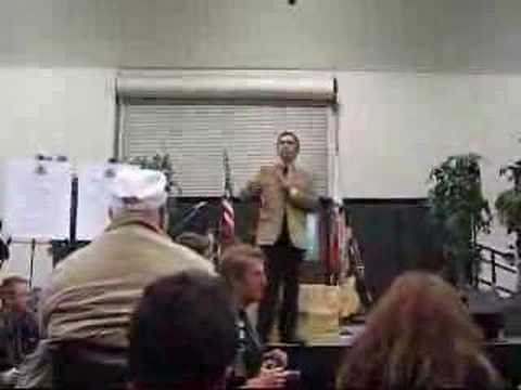 Dennis Kucinich at San Mateo Straw Poll