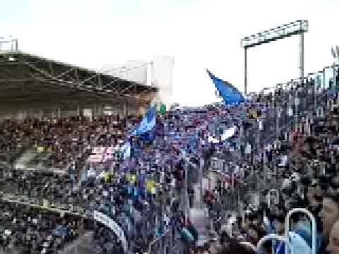 Cantando en La Rosaleda