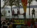 Shane, Nate y Jason cantan Play my music