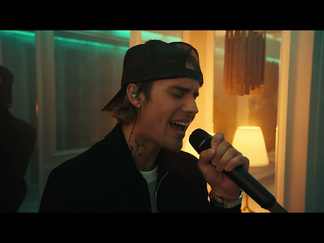 Justin Bieber - Off My Face (Live from P…