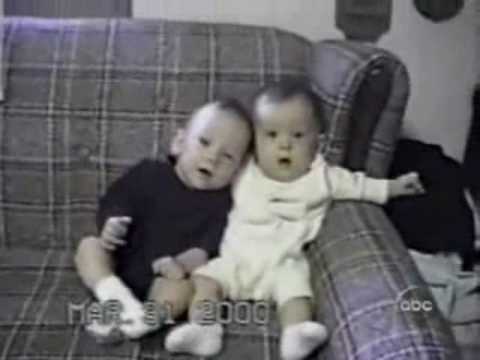 bebe con hipo