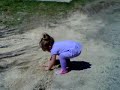 Click here to watch this video Throwing sand - Milli