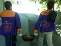 De camino a la pe�a...con la caldereta