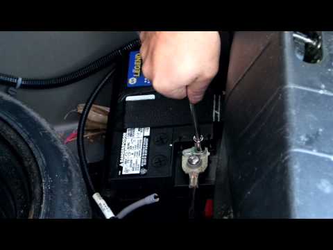 How to replace the battery in a Chevy Cobalt