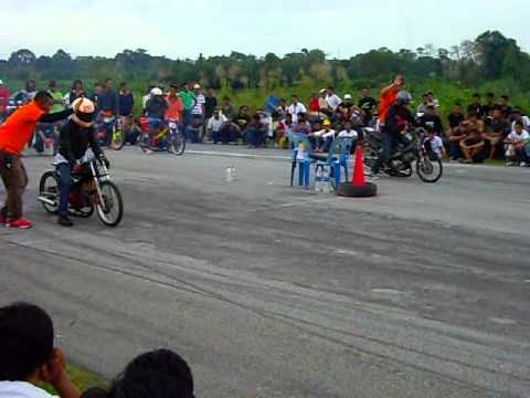 sprintest - 2.8 cool running motor club and all champion dragster.