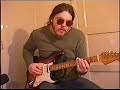 Tips in D slide guitar bluesa