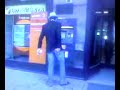 diego-che-preleva-in-banca.html