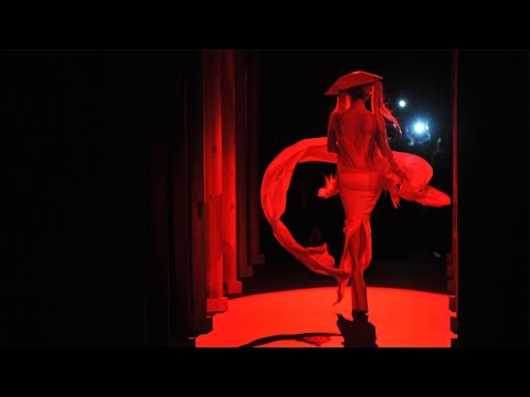Official Director's Cut version of Mugler Fall 2011 Women's Fashion Show with Lady Gaga