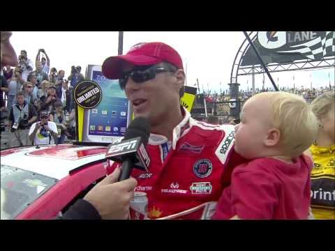 Harvick Wins at Phoenix