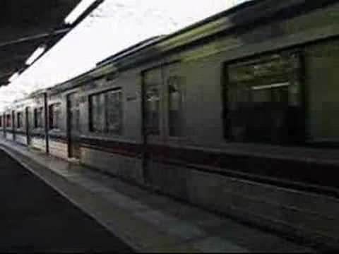 京成特急車　成田駅入線