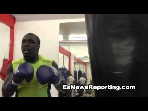 mexican - In this http://www.esnewsreporting.com video we take a look at the story behind the story. EsNews is a sports channel talking to stars, celebs, trainers, fan...