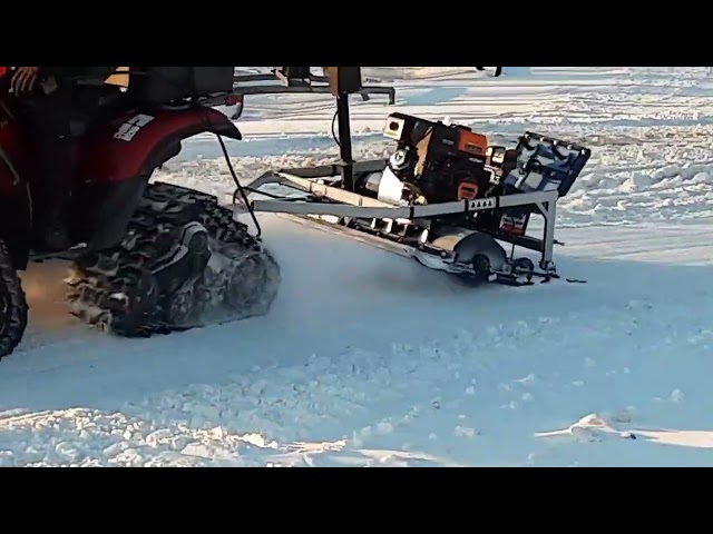 dameuse Surfaceuse skifondtiller  Vtt Motoneige Tracteur gratte dans Véhicules tout-terrain (VTT)  à Ville de Montréal