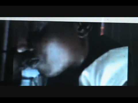 0 Tuface and Annie Kissing