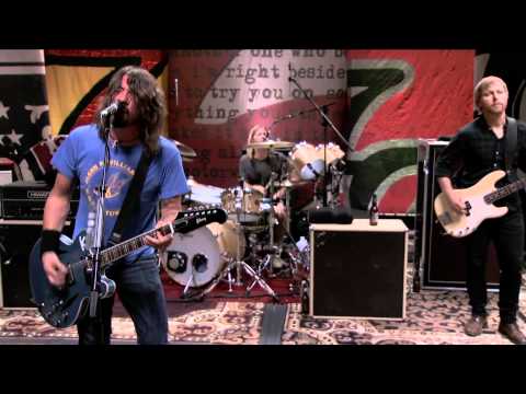 arlandria - Foo Fighters performing their new Album Wasting Light live at Studio 606.