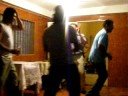 Bailando alo mexicano \"2 gochos y 2 maracucho\"
