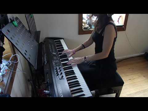 playing Schumann - Traumerei + message (in the description) Video