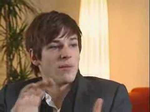 Gaspard Ulliel video