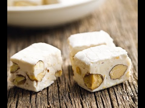 Nougat - Une recette traditionnelle provençale qui éveillera et ravira vos papilles gustatives alors les gourmands , cette recette n'est pas encore pour vous .... Vou...