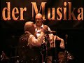 Trompeten bitten zum Tango