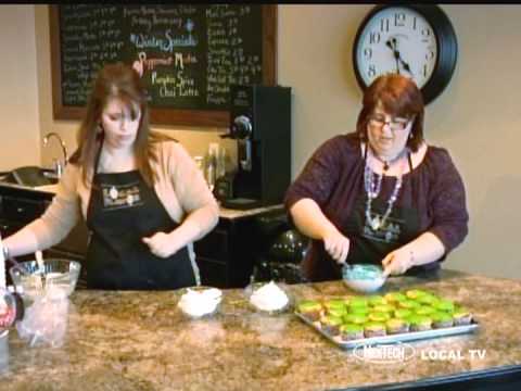 how to dye cupcake liners