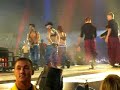 rose mcgowan & amy smart jam out to 
