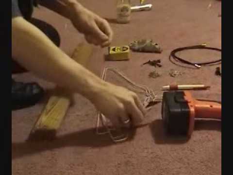 antenna - Cheaply, easily an quickly build an HDTV antenna that outperforms amplified store bought antennas! For more great ideas see http://metacafe.com/channels/babb...