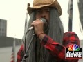 Foo Fighters sing to Westboro in counter-protest