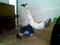 videos de bboy Tajči ..drum and bass-breakdance promo