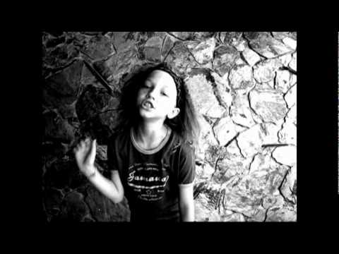 0 Zynnia Sings MOVIN ON by Collie Buddz