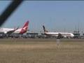 Singapore Airlines 777-212 9V-SRP in Adelaide