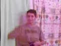 cesar cambiandose 1/2