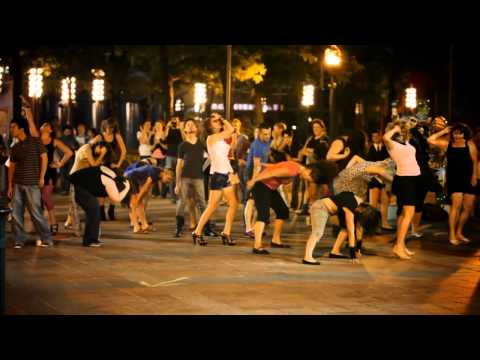 Flash Mob Minneapolis: Lady Gaga's Bad Romance