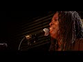 Ruthie Foster - Phenomenal (Live at Antone's)