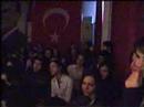Eskişehir Anadolu Lisesi Müzik Dinletileri- Show Must Go On Konuk Vokalist : Elerki TaşkınDavul: Anıl KutluBass: Aytek ÖzaydınGitar: Can CivelekKlavye: İleyhaBack Vokal: Cemre