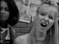 friends-bloopers-monica-courtney-cox.html