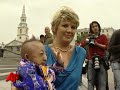 Smallest Man Meets Woman With Longest Legs