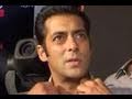 Page 3 - Salman & Shahrukh Khan snubbed by the media, Tabu keen to replace Aishwarya Rai? & more gossip...