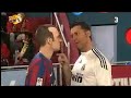 Crackovia Iniesta peleandose con Cristiano (Especial Barça Madrid) [30-11-09]