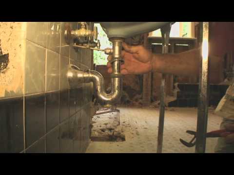 how to remove a bathroom sink