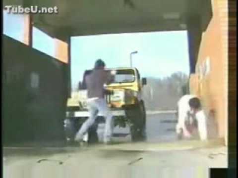 Laver sa voiture est dangereux !