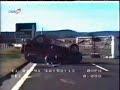 Acidente de trailer e caminhonete capotando Acidente de trailer e caminhonete capotando