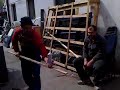 Vasile face acrobatii cu Sprayu