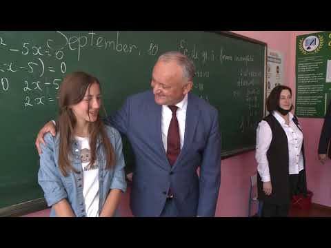 Președintele țării a vizitat Gimnaziul „Viorel Cantemir” din satul Sofia, raionul Drochia