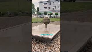 PARK V SOBRANCIACH OPÄŤ OŽIL VODOU 