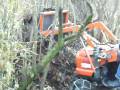 Rasentraktor mit Eigenbau Hydraulik Frontlader in Action